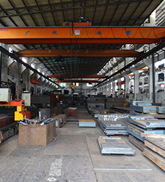 下料、焊接及粗加工車間